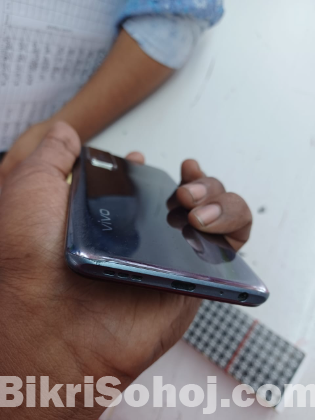 Vivo y31
